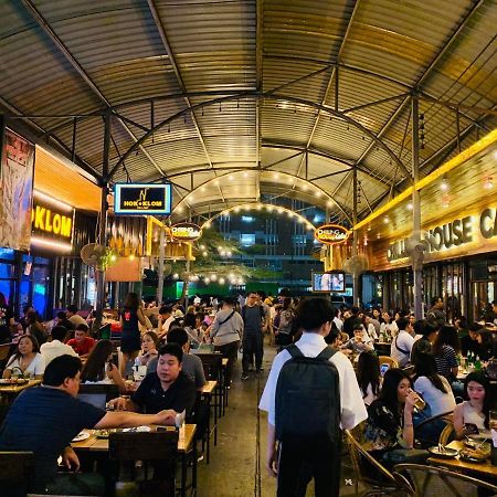 הוסטל בנגקוק Oasis Cafe And Nap מראה חיצוני תמונה