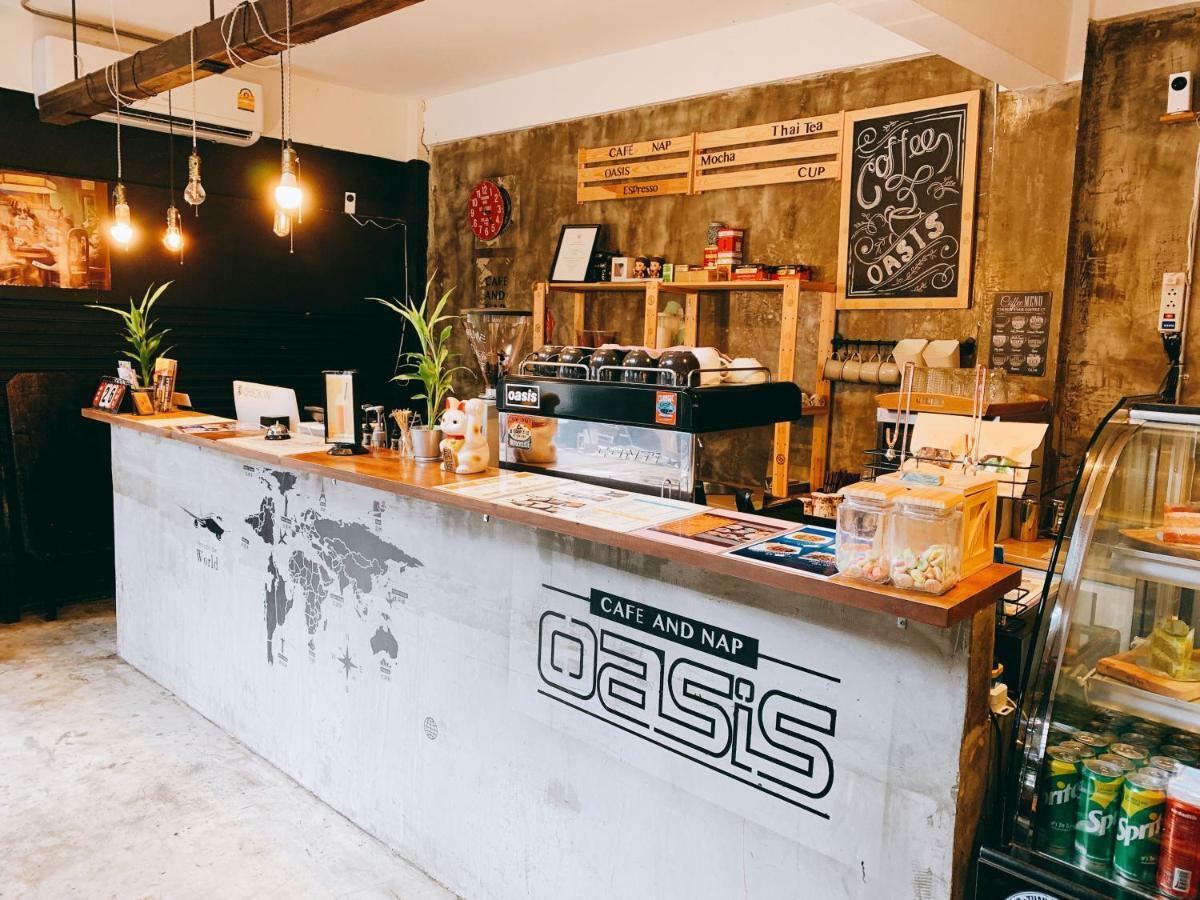 הוסטל בנגקוק Oasis Cafe And Nap מראה חיצוני תמונה