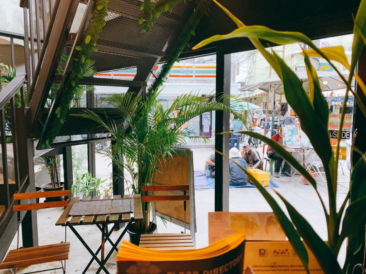 הוסטל בנגקוק Oasis Cafe And Nap מראה חיצוני תמונה