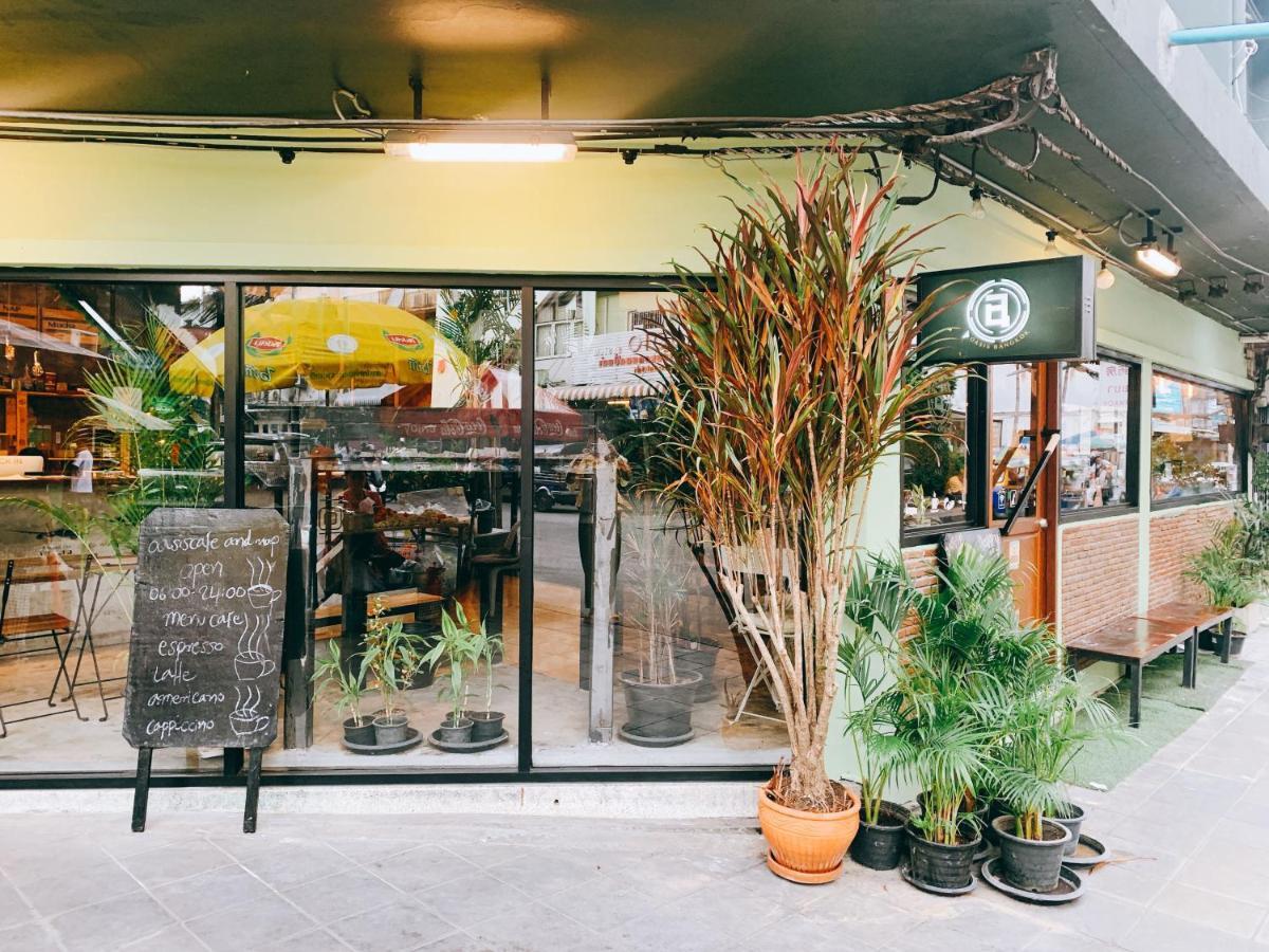 הוסטל בנגקוק Oasis Cafe And Nap מראה חיצוני תמונה